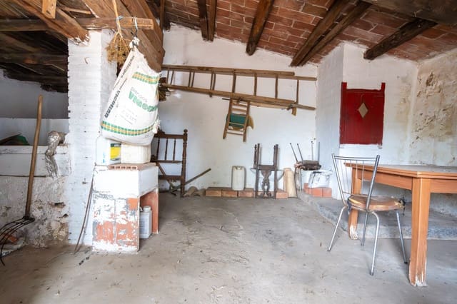 Finca/Herregård til salgs i Mas de Barberans - € 50 000 (Ref: 9191320)