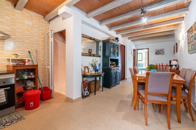 3 bedroom Townhouse for sale in Mas de Barberans - € 98,000 (Ref: 9274712)