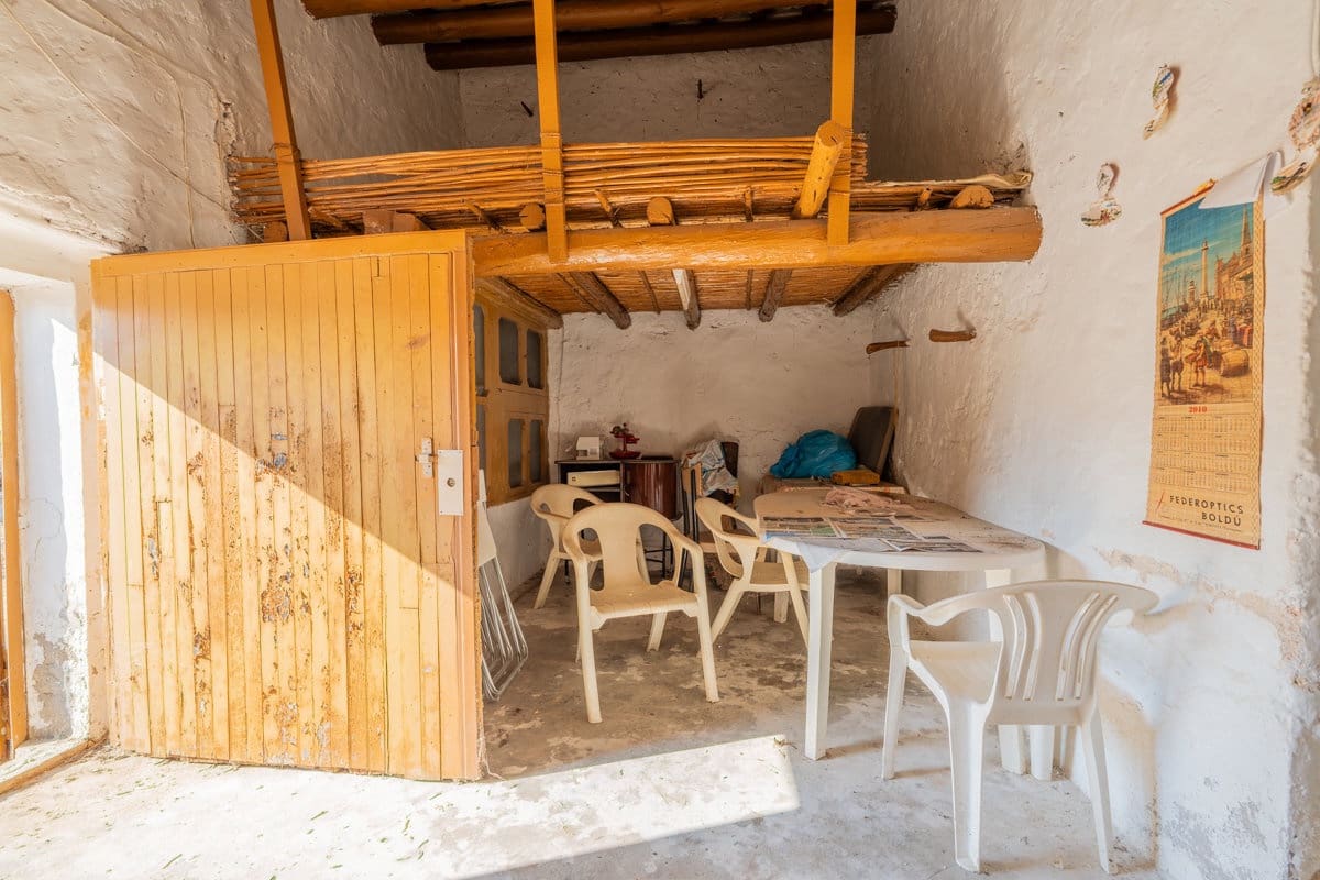 1 bedroom Finca/Country House for sale in L'Ampolla - € 140,000 (Ref: 9284066)