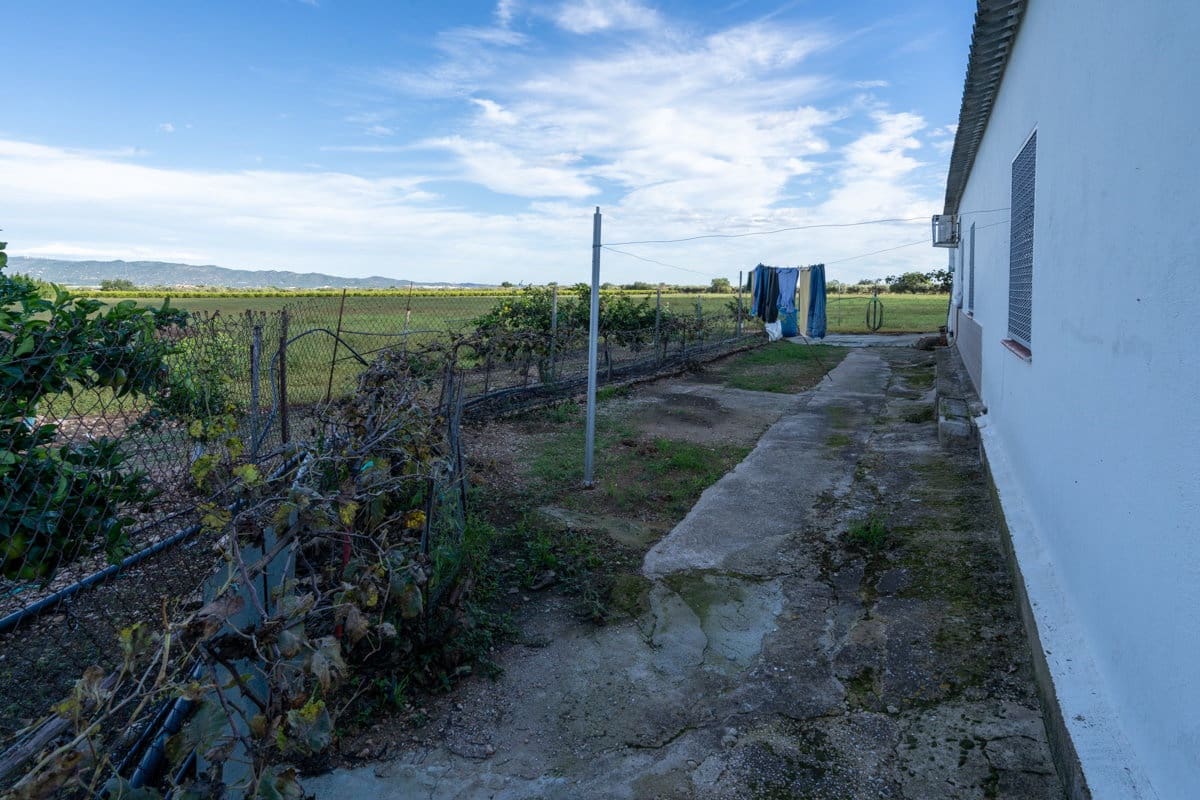 4 bedroom Finca/Country House for sale in Roquetes - € 270,000 (Ref: 9337825)