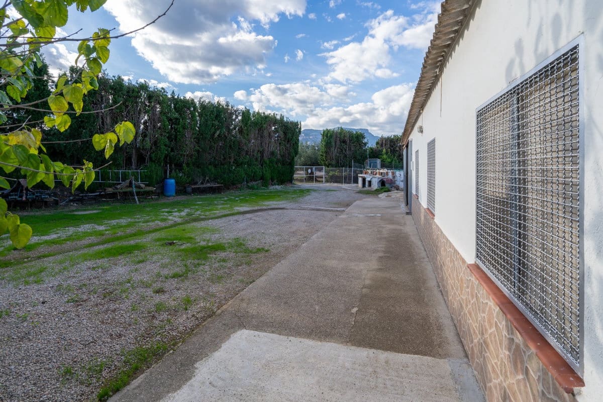 4 bedroom Finca/Country House for sale in Roquetes - € 270,000 (Ref: 9337825)