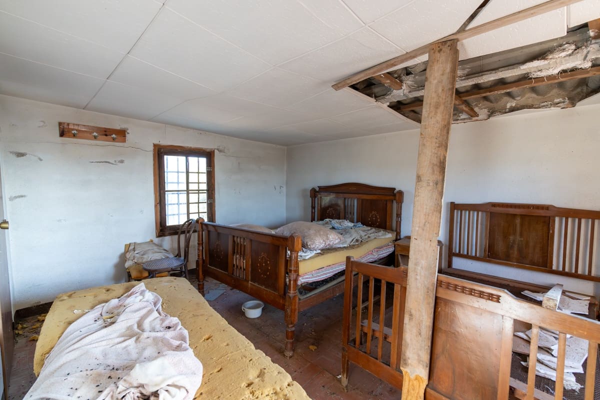 Finca/Landehus til salg i L'Ampolla - € 100.000 (Ref: 9352155)