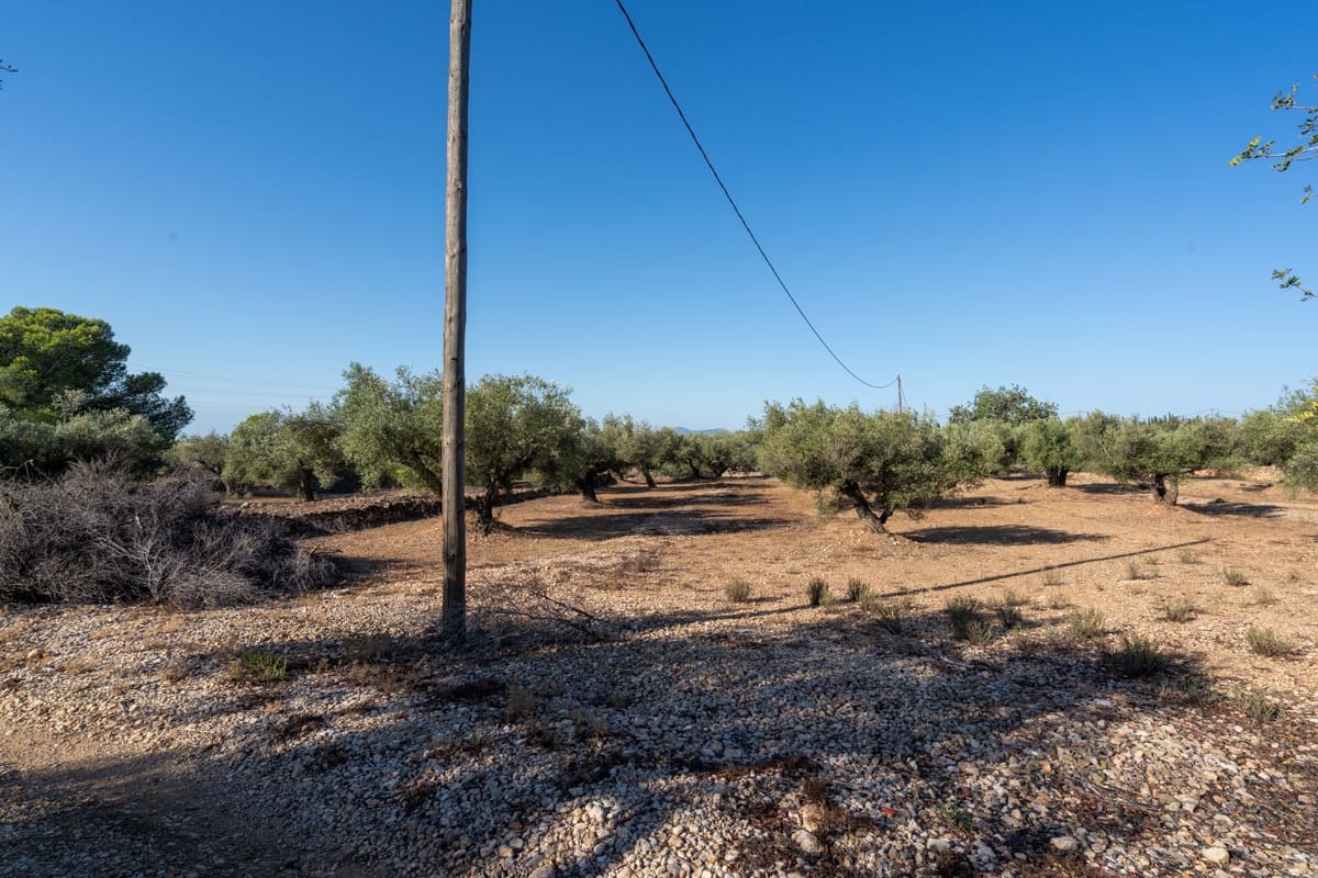 Finca/Landehus til salg i L'Ampolla - € 100.000 (Ref: 9352155)