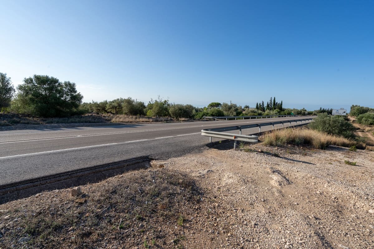 Finca/Landehus til salg i L'Ampolla - € 100.000 (Ref: 9352155)