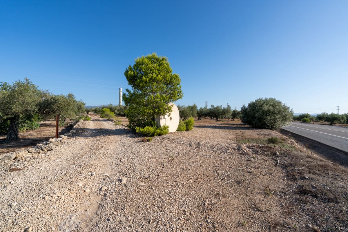 Finca/Landehus til salg i L'Ampolla - € 100.000 (Ref: 9352155)