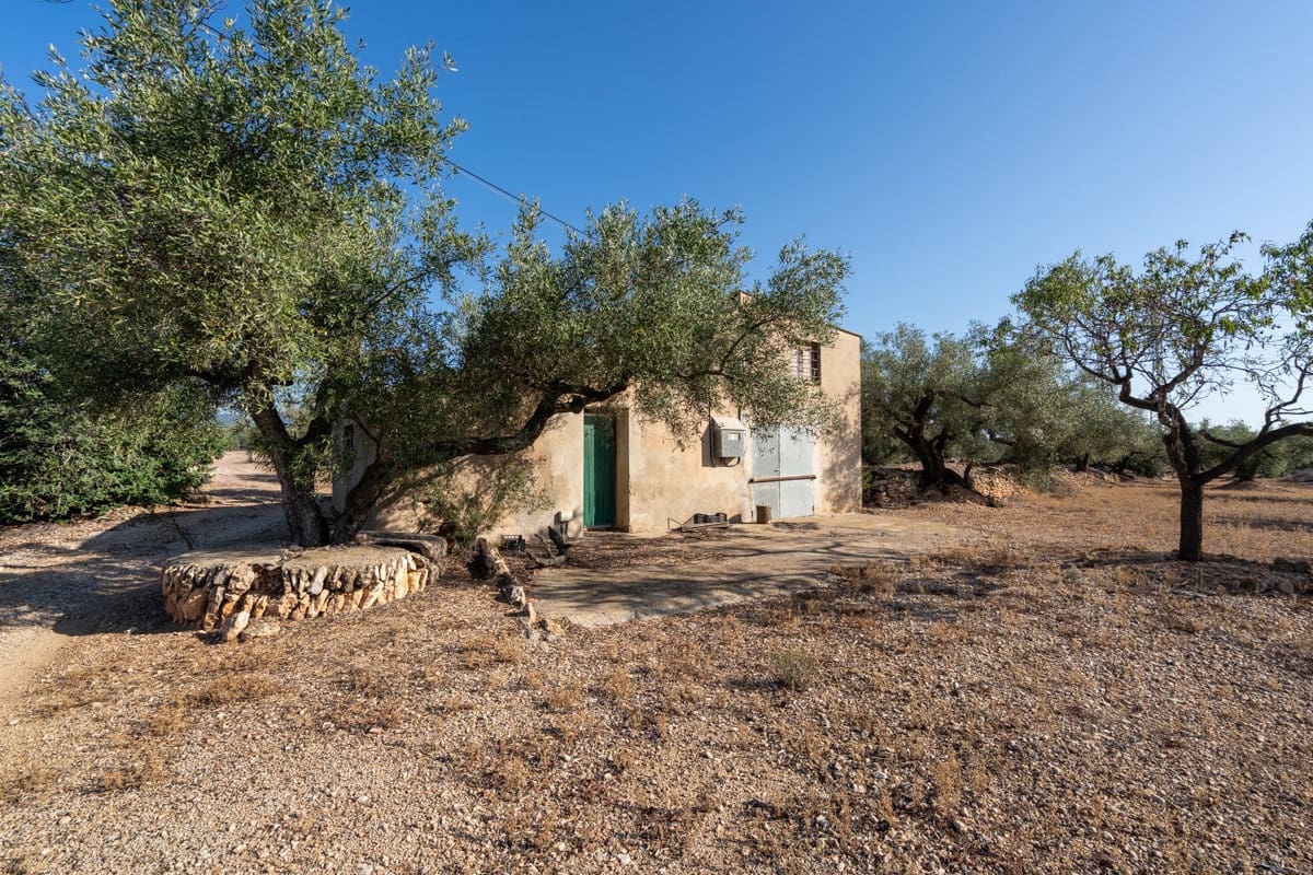 Finca/Country House for sale in L'Ampolla - € 100,000 (Ref: 9352155)
