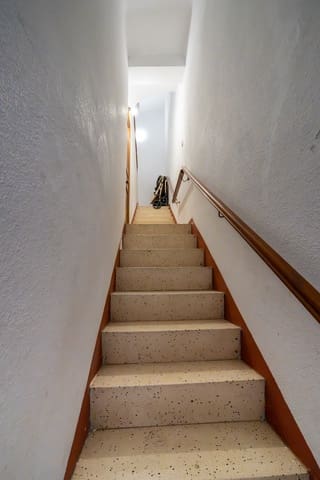 7 soveværelse Byhus til salg i Tortosa - € 140.000 (Ref: 9354541)