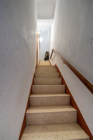 7 quarto Casa em Banda para venda em Tortosa - 130 000 € (Ref: 9354541)