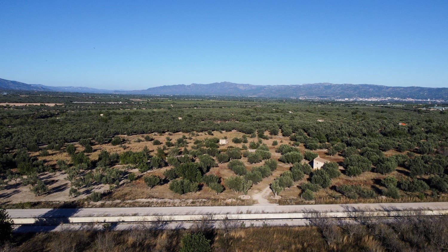 Finca/Herregård til salgs i Roquetes - € 38 000 (Ref: 9360831)