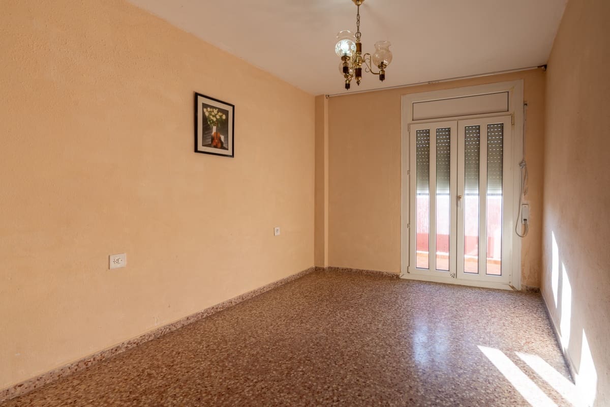 4 soveværelse Lejlighed til salg i Tortosa - € 117.000 (Ref: 9413417)