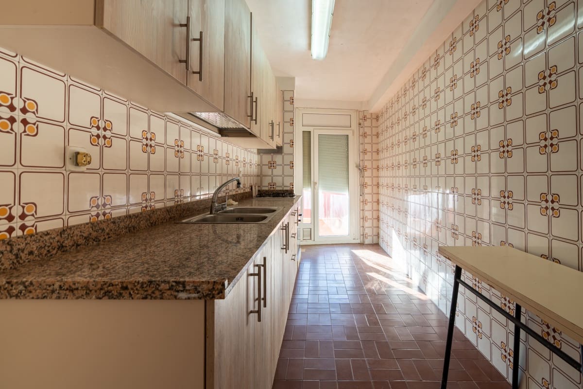 4 soveværelse Lejlighed til salg i Tortosa - € 117.000 (Ref: 9413417)