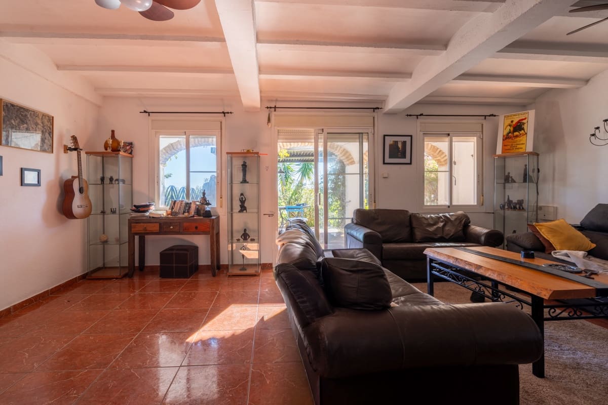 4 soverom Villa til salgs i Camp-redo - € 295 000 (Ref: 9421752)