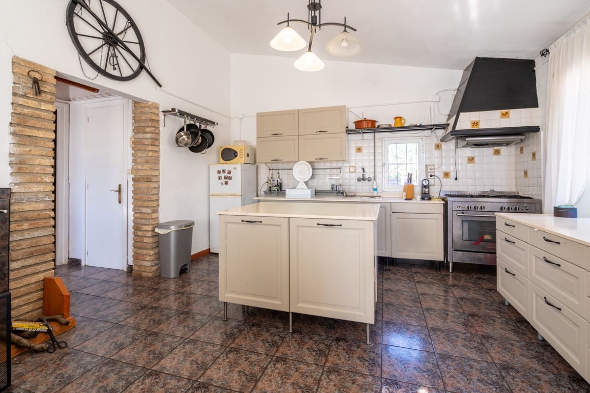 4 soverom Villa til salgs i Camp-redo - € 295 000 (Ref: 9421752)