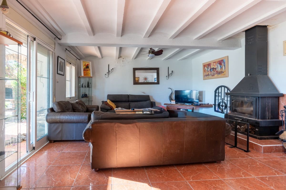 4 soverom Villa til salgs i Camp-redo - € 295 000 (Ref: 9421752)