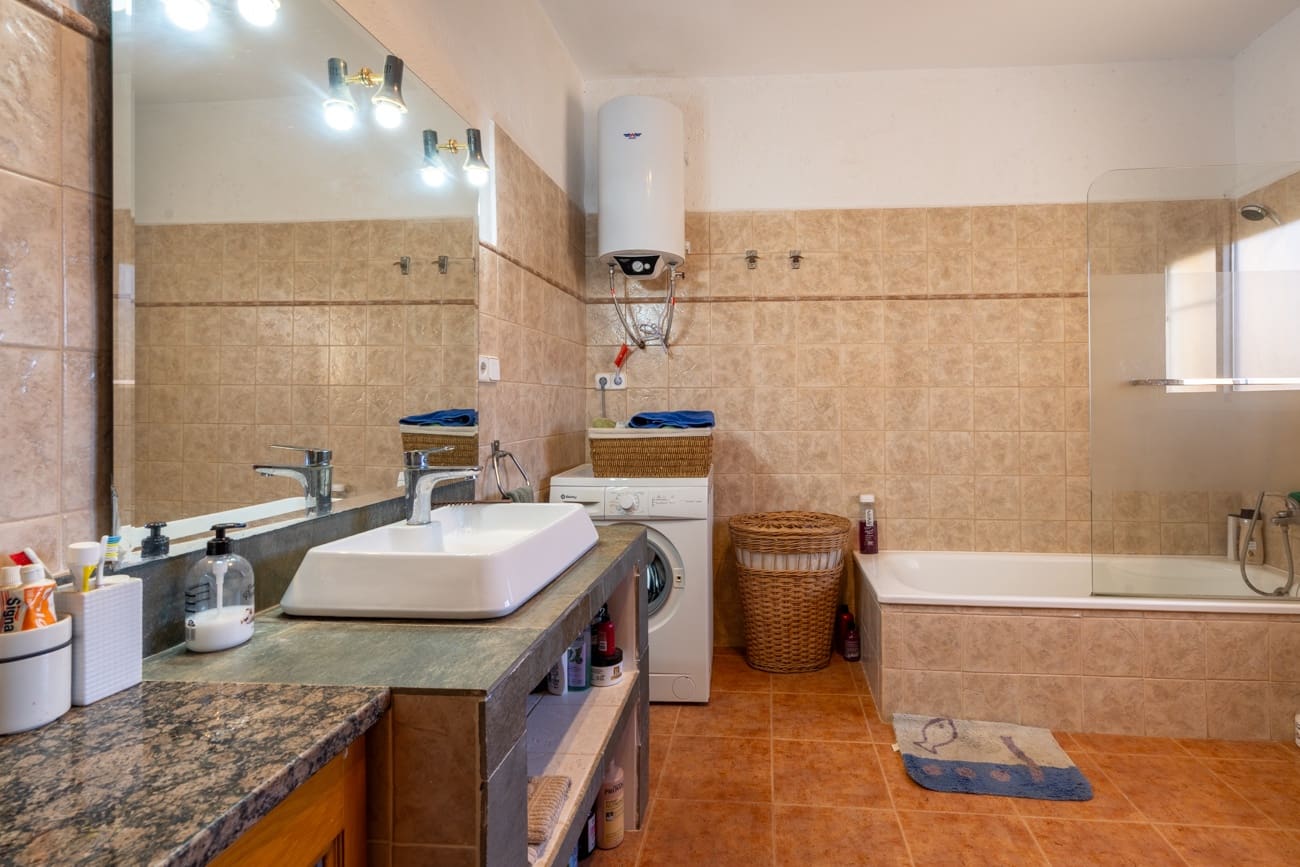 10 soverom Villa til salgs i Camarles - € 621 000 (Ref: 9432600)