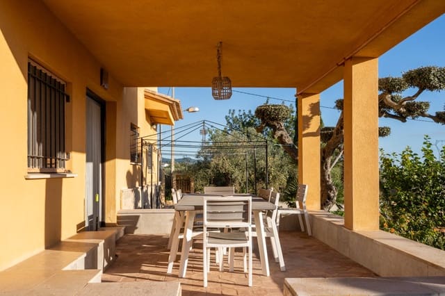 Chalet de 10 habitaciones en Camarles en venta - 621.000 € (Ref: 9432600)
