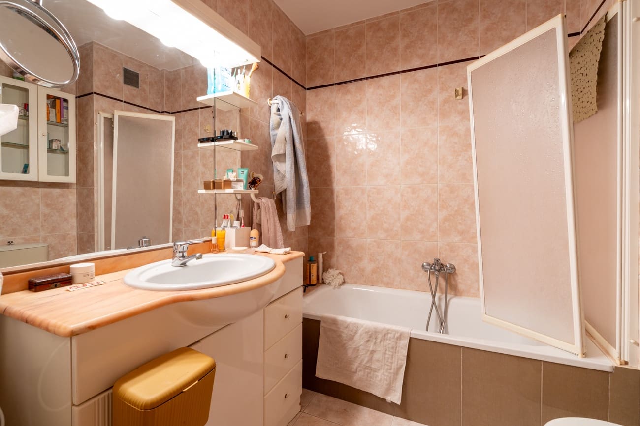 4 bedroom Apartment for sale in Tortosa - € 191,000 (Ref: 9440633)