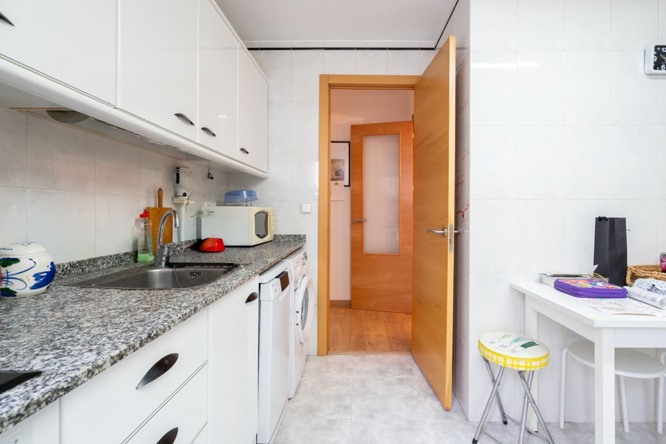 4 bedroom Apartment for sale in Tortosa - € 191,000 (Ref: 9440633)