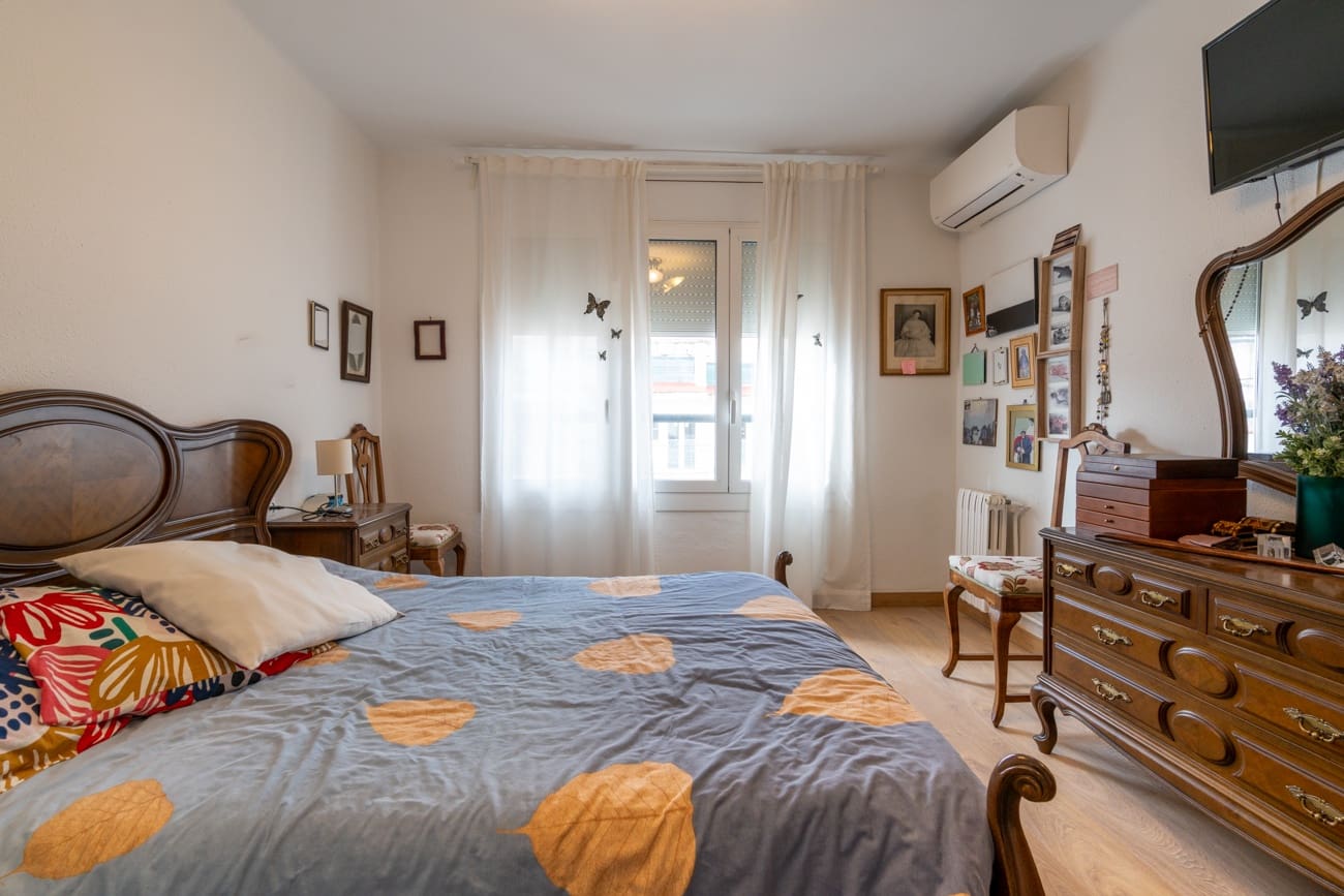 4 bedroom Apartment for sale in Tortosa - € 191,000 (Ref: 9440633)