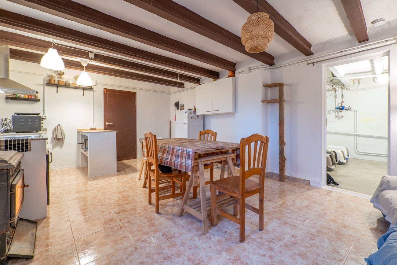 3 bedroom Finca/Country House for sale in Amposta - € 139,000 (Ref: 9441094)