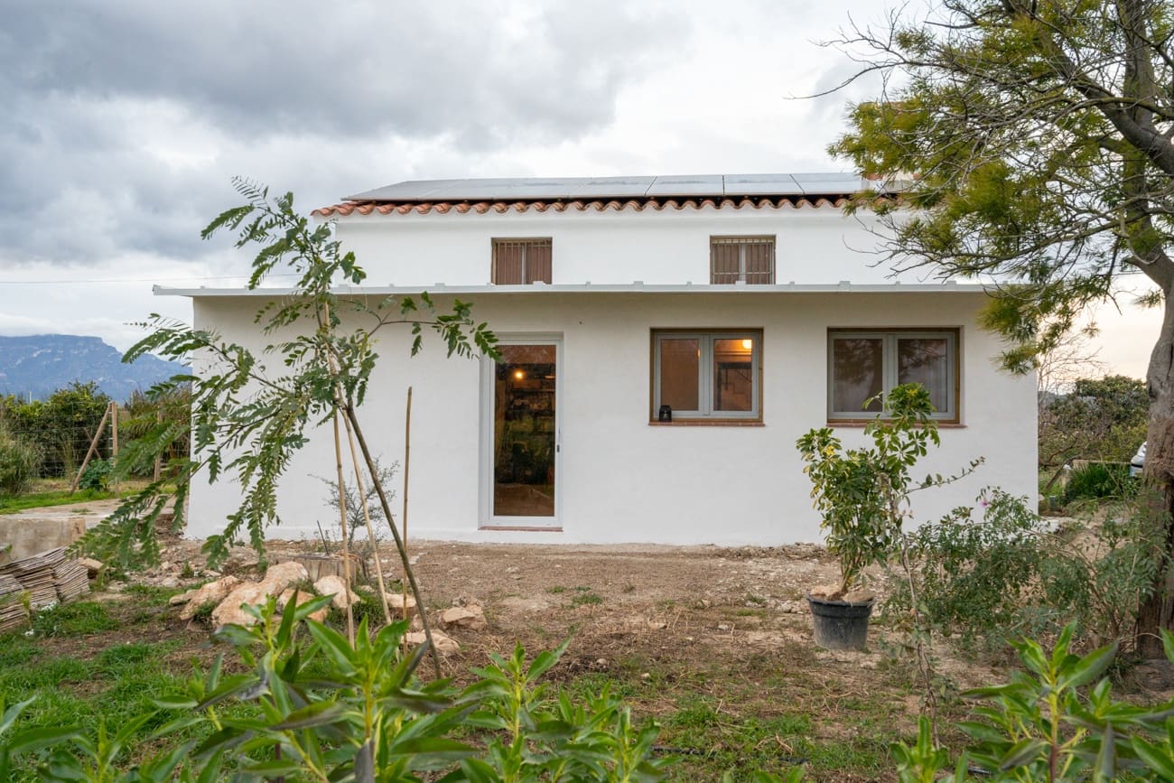 3 bedroom Finca/Country House for sale in Amposta - € 139,000 (Ref: 9441094)