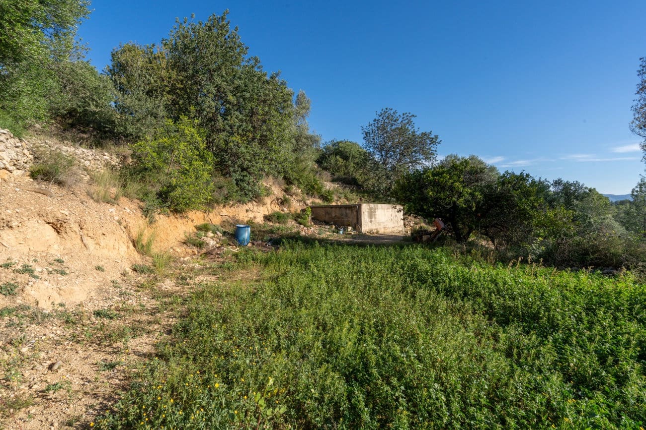 Finca/Herregård til salgs i Tivenys - € 23 000 (Ref: 9449207)