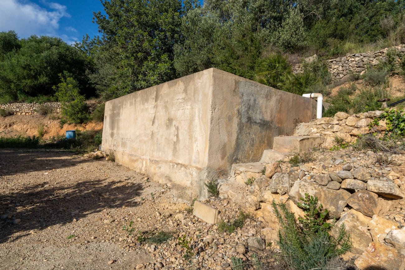 Finca/Herregård til salgs i Tivenys - € 23 000 (Ref: 9449207)