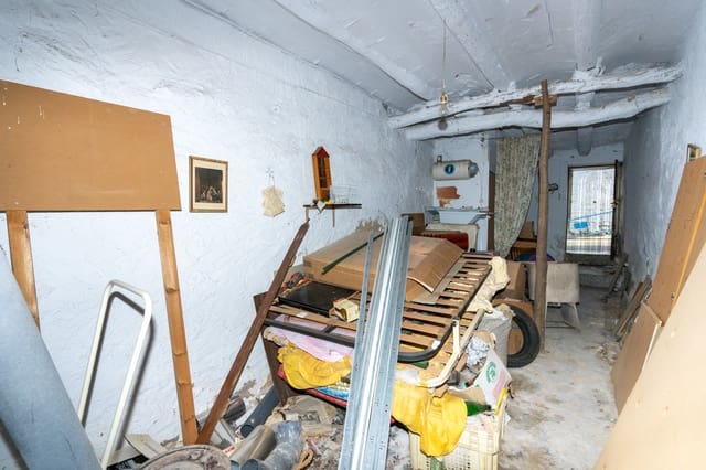 Byhus til salg i Godall - € 10.000 (Ref: 9451412)