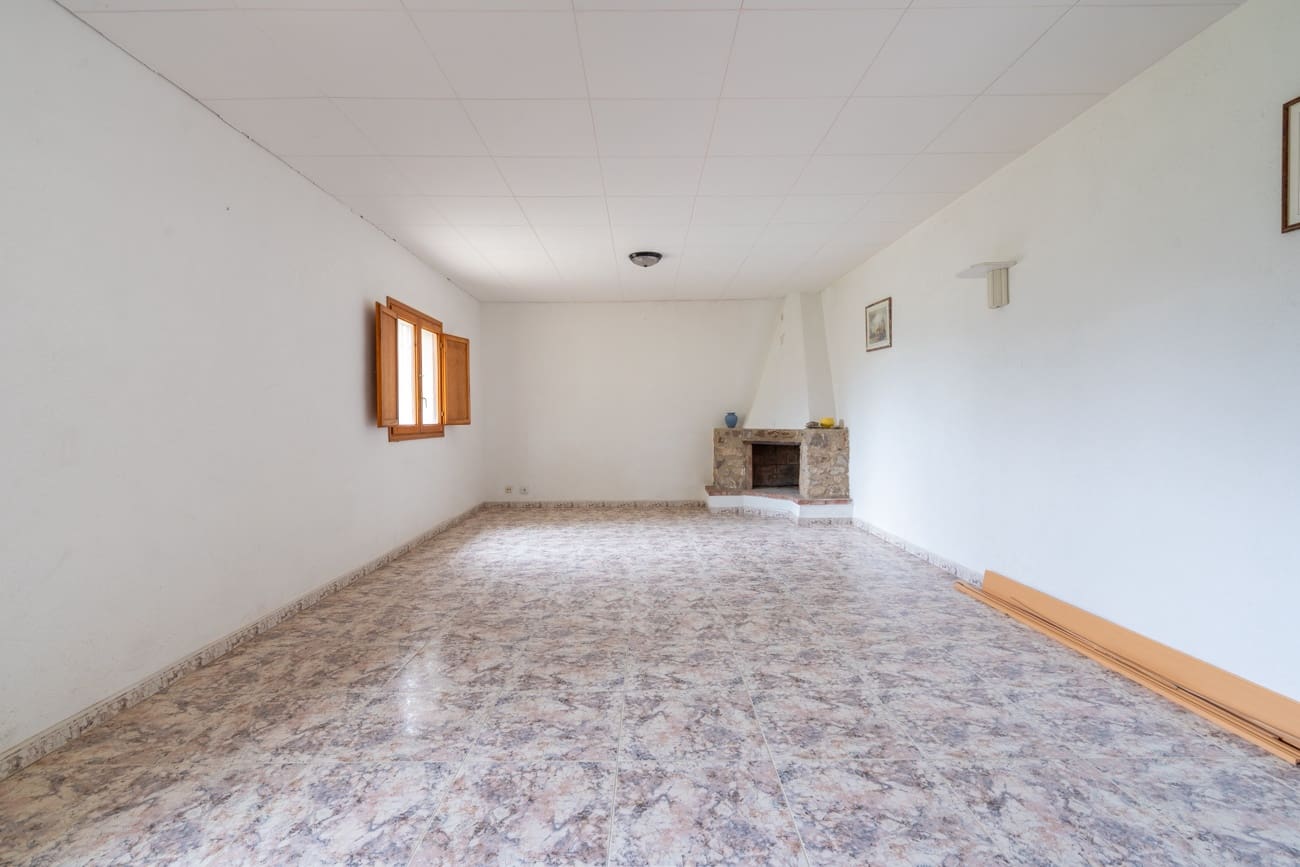 2 bedroom Finca/Country House for sale in Roquetes - € 150,000 (Ref: 9464897)