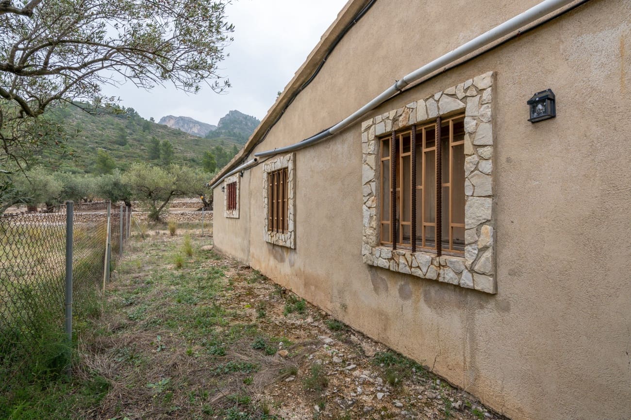 2 bedroom Finca/Country House for sale in Roquetes - € 150,000 (Ref: 9464897)