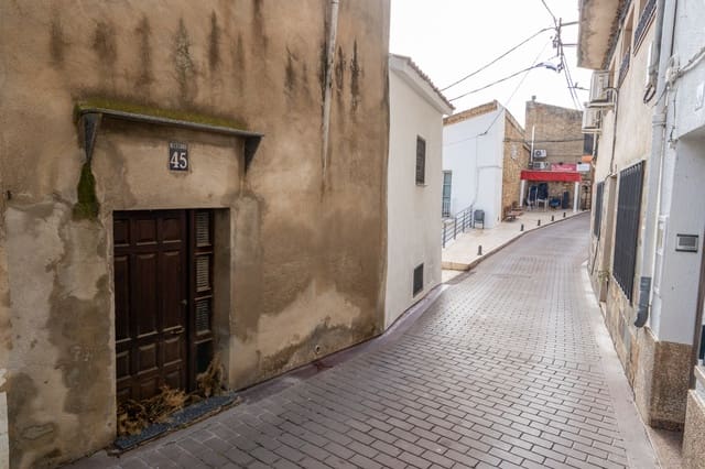 3 bedroom Townhouse for sale in Mas de Barberans - € 25,000 (Ref: 9471754)