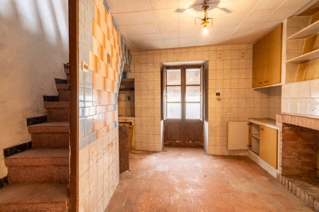 3 bedroom Townhouse for sale in Mas de Barberans - € 25,000 (Ref: 9471754)