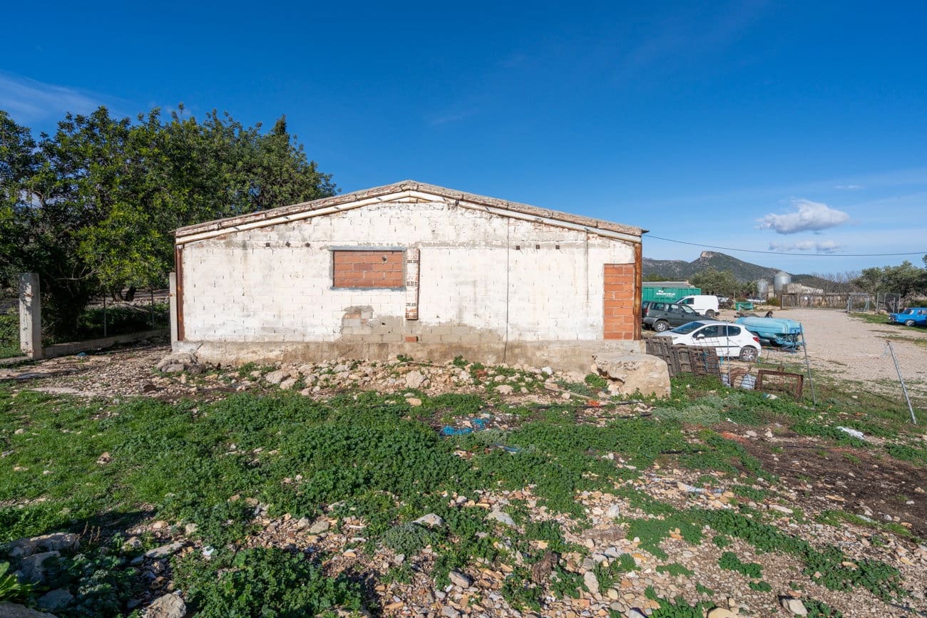 Finca/Country House for sale in Mas de Barberans - € 130,000 (Ref: 9473544)