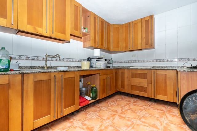3 makuuhuone Maalaistalo myytävänä paikassa Tortosa - 213 000 € (Ref: 9494079)