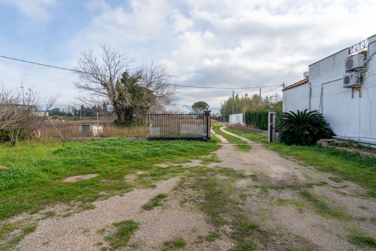 3 bedroom Finca/Country House for sale in Tortosa with pool - € 525,000 (Ref: 9510236)
