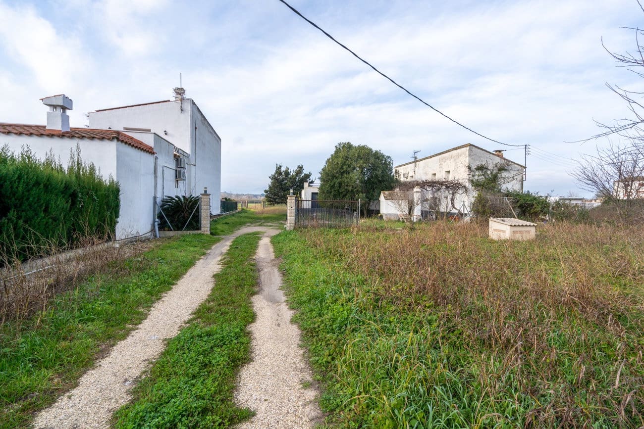 3 bedroom Finca/Country House for sale in Tortosa with pool - € 525,000 (Ref: 9510236)