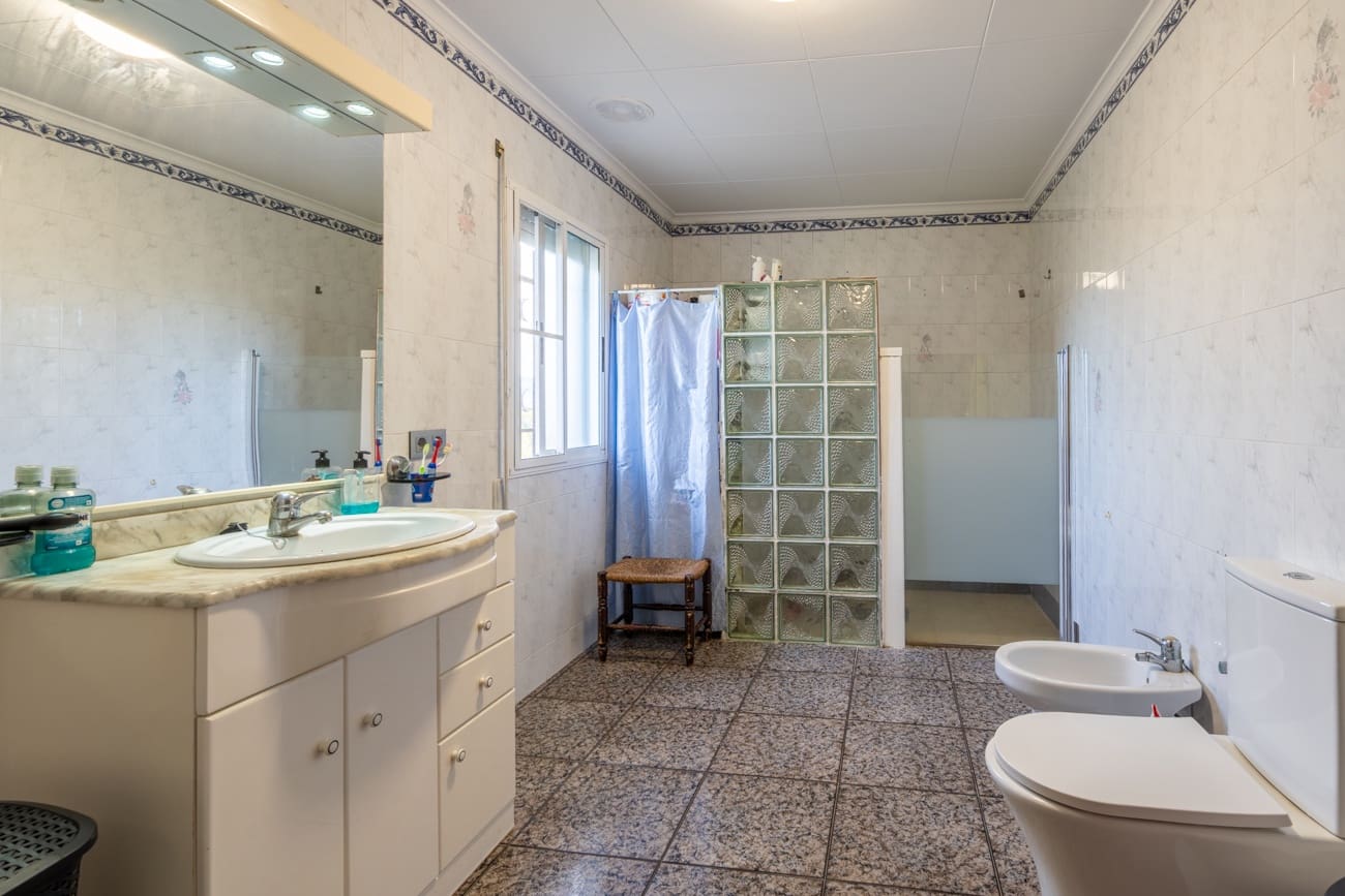 5 sypialnia Willa na sprzedaż w Tortosa z basenem - 320 000 € (Ref: 9565692)