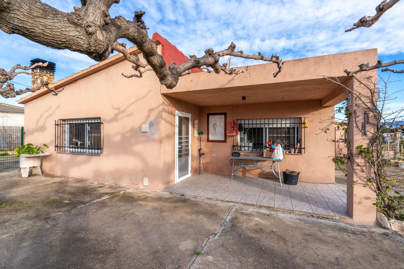Chalet de 5 habitaciones en Tortosa en venta con piscina - 320.000 € (Ref: 9565692)