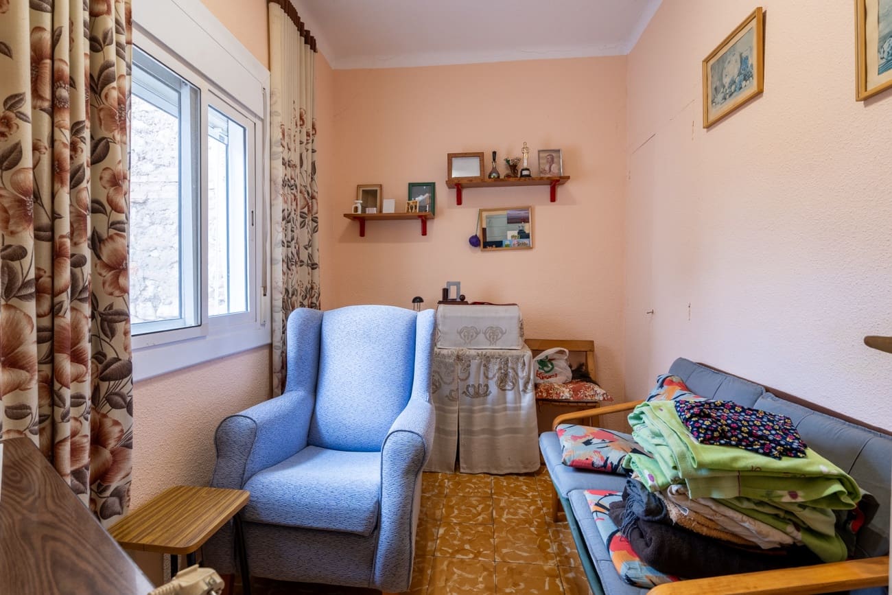 3 soveværelse Byhus til salg i Tortosa - € 140.000 (Ref: 9696679)