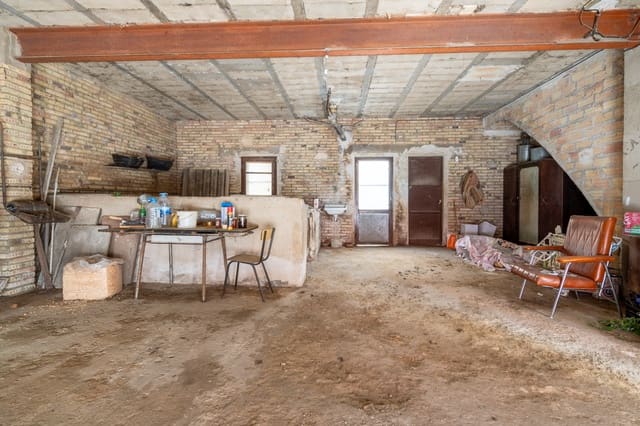 Casa de 3 habitaciones en Tortosa en venta - 140.000 € (Ref: 9696679)