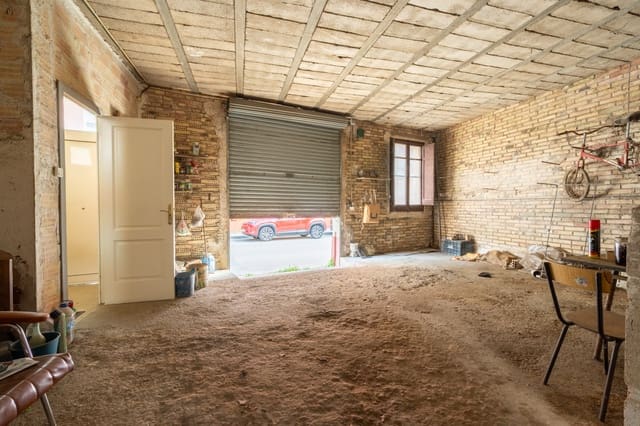 Casa de 3 habitaciones en Tortosa en venta - 140.000 € (Ref: 9696679)