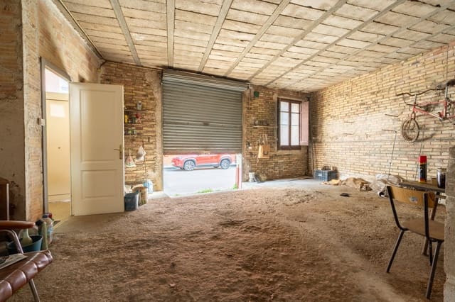 3 bedroom Townhouse for sale in Tortosa - € 140,000 (Ref: 9696679)