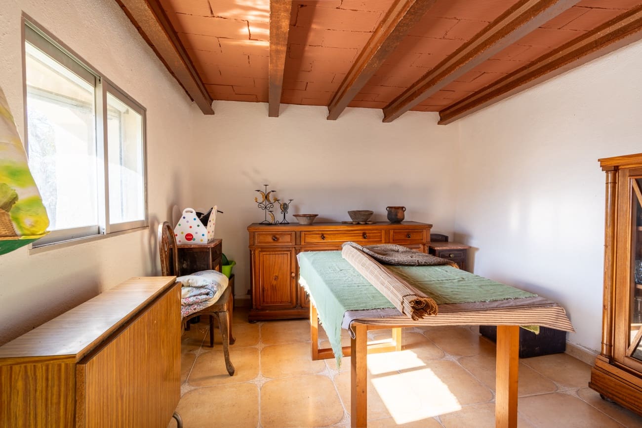 Finca/Country House for sale in Roquetes - € 110,000 (Ref: 9720246)