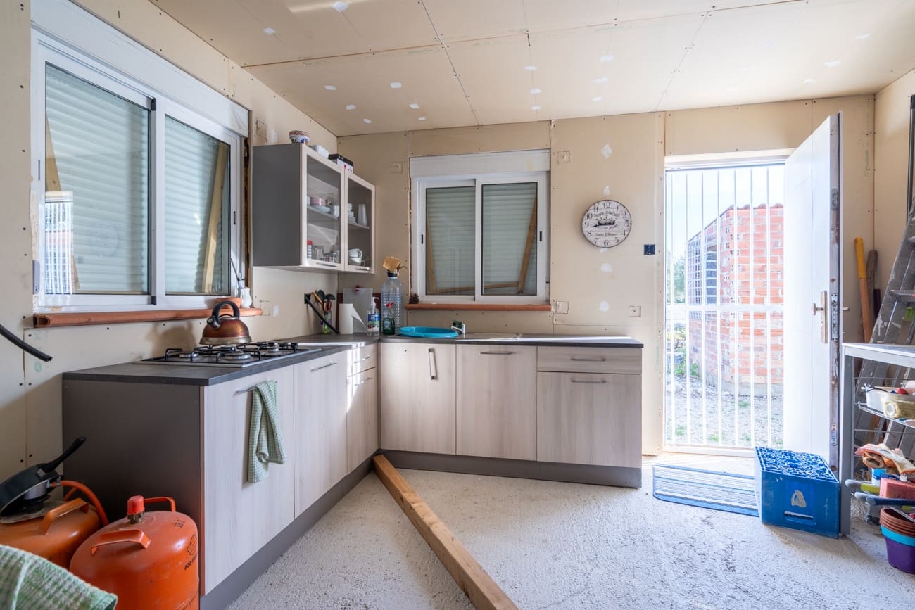 2 bedroom Finca/Country House for sale in Mas de Barberans - € 100,000 (Ref: 9727005)