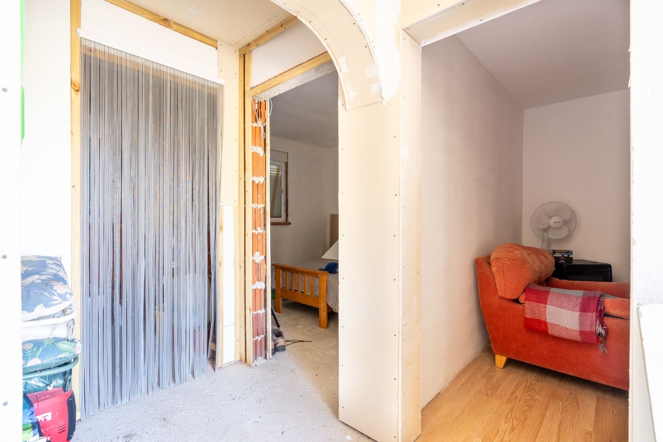 2 bedroom Finca/Country House for sale in Mas de Barberans - € 100,000 (Ref: 9727005)