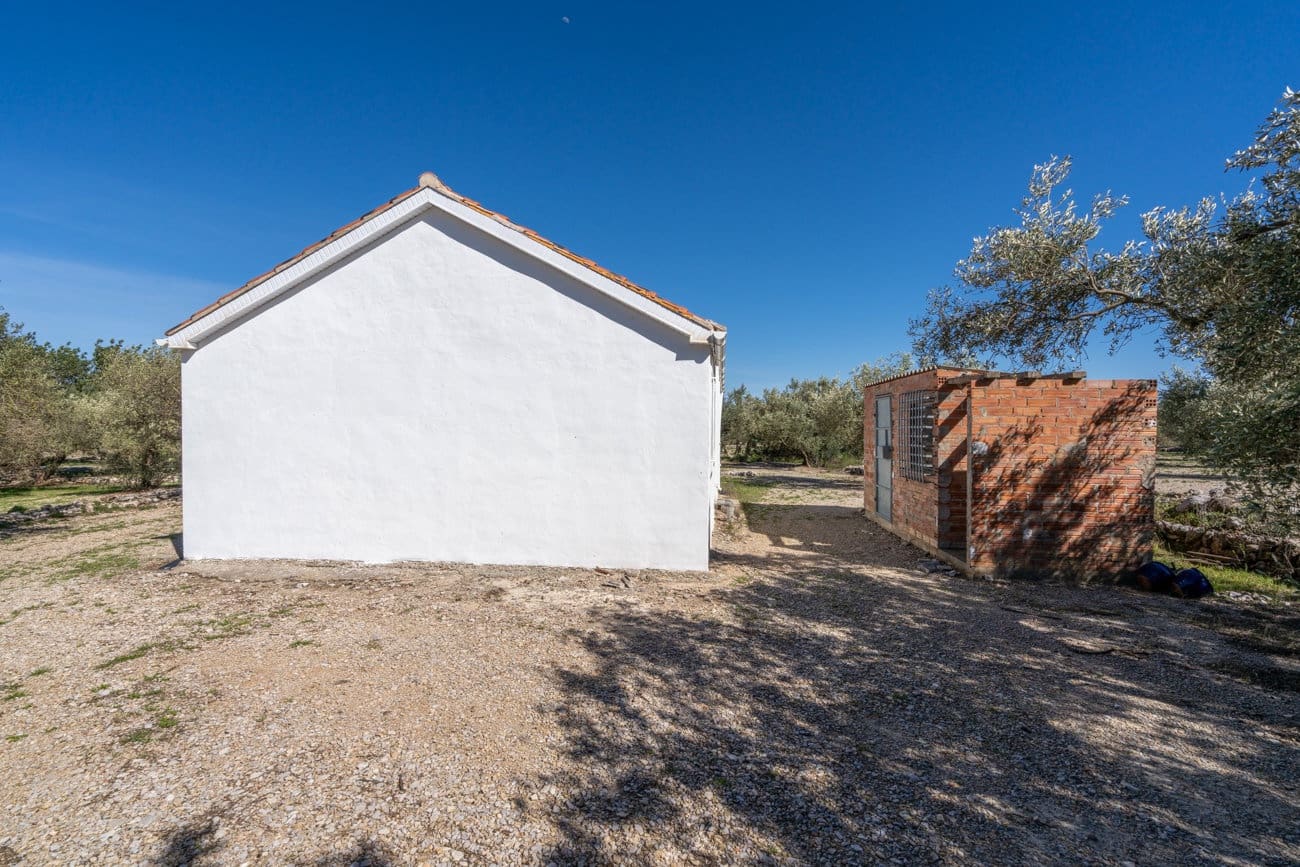 2 bedroom Finca/Country House for sale in Mas de Barberans - € 95,000 (Ref: 9727005)