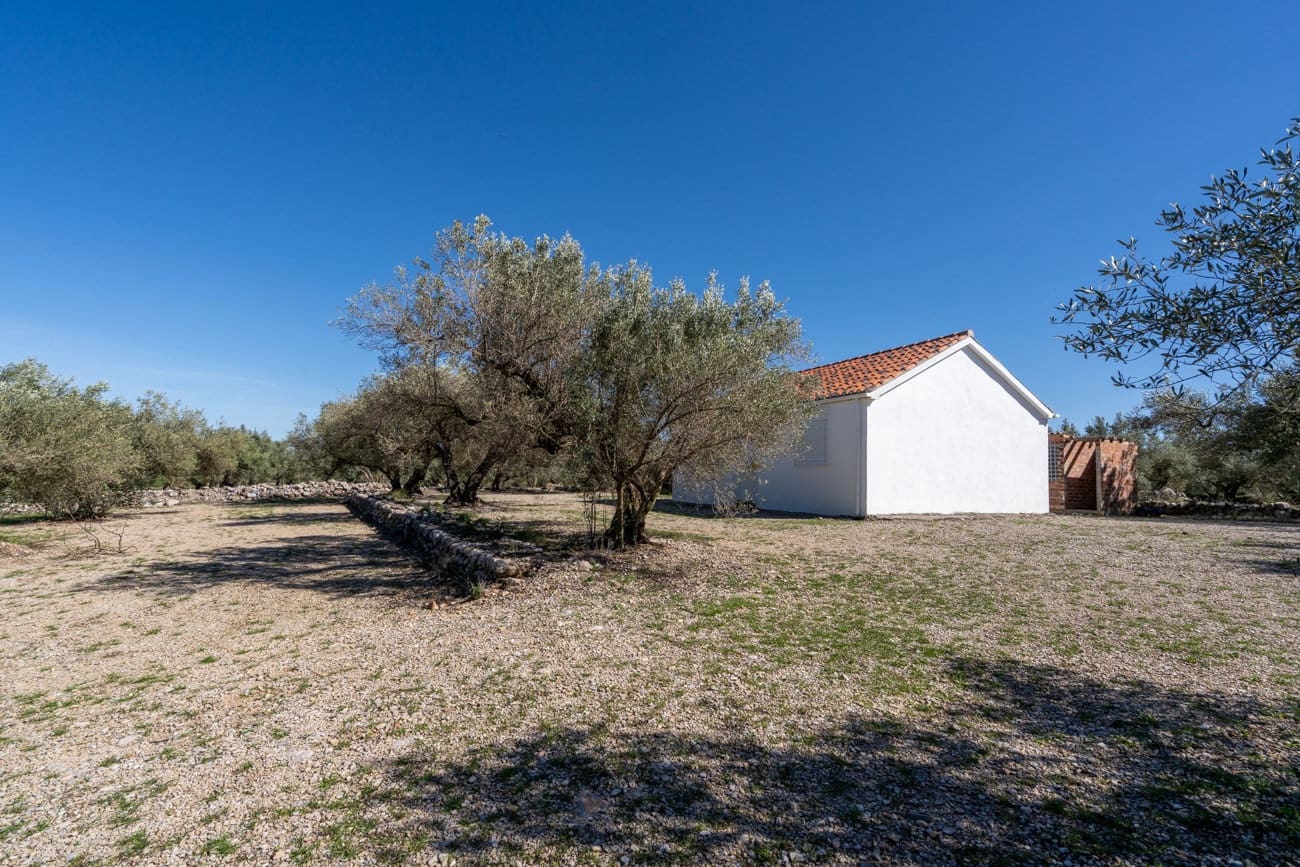2 bedroom Finca/Country House for sale in Mas de Barberans - € 95,000 (Ref: 9727005)