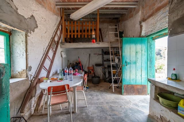 2 makuuhuone Maalaistalo myytävänä paikassa Tortosa - 33 000 € (Ref: 9807450)