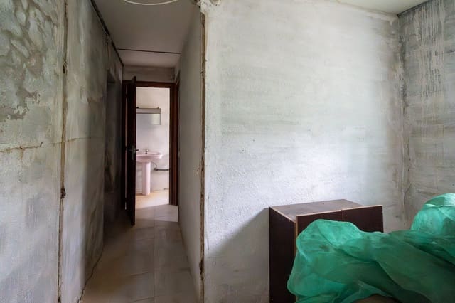 2 makuuhuone Maalaistalo myytävänä paikassa Tortosa - 33 000 € (Ref: 9807450)