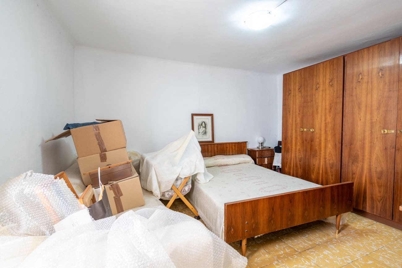 4 bedroom Townhouse for sale in La Senia - € 49,000 (Ref: 9812386)